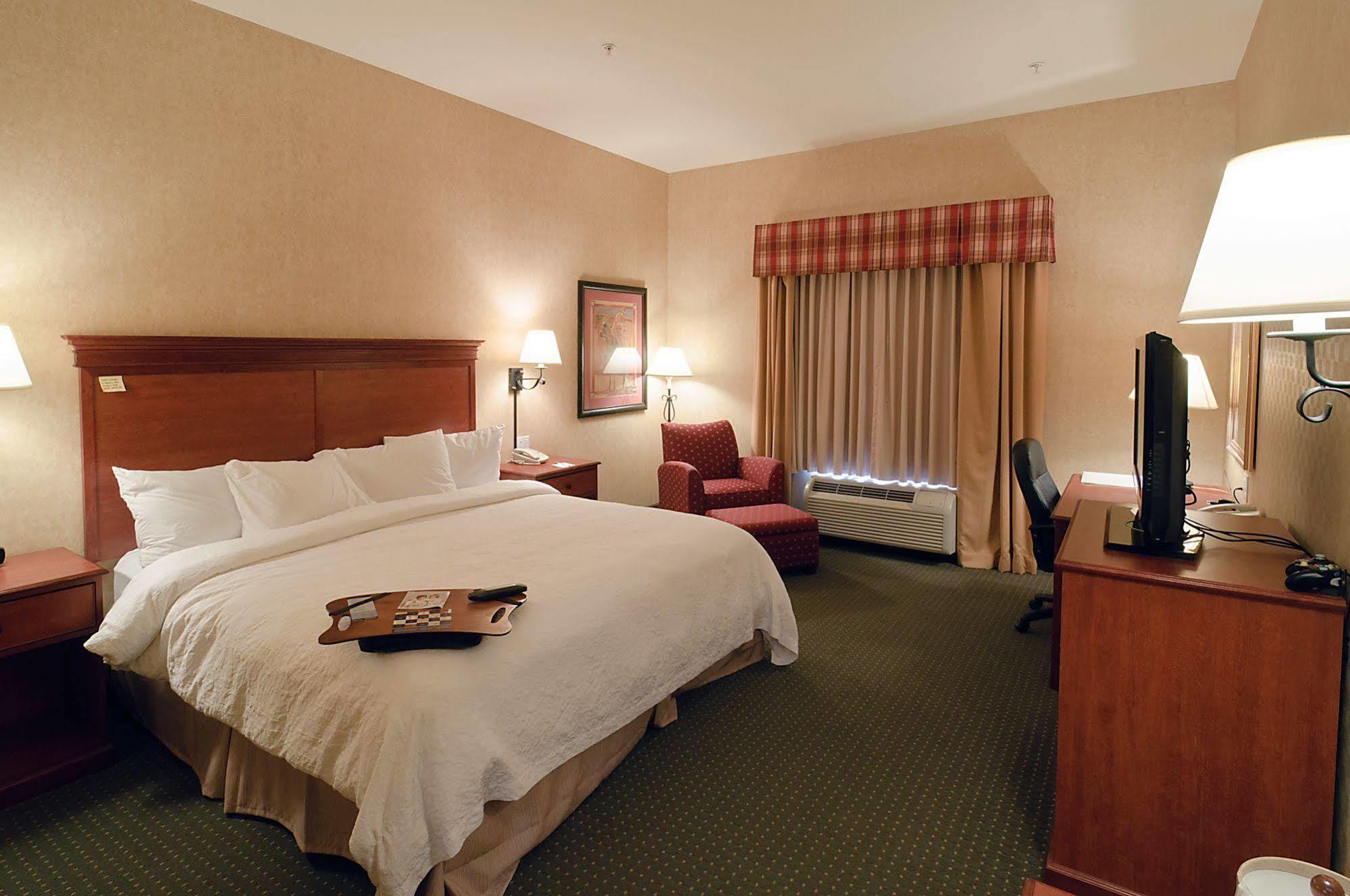Hampton Inn Laramie Kültér fotó